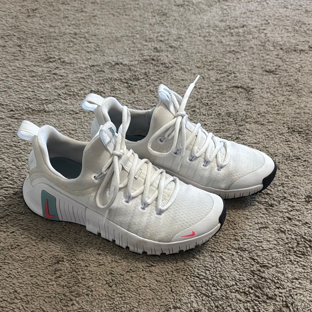 Women’s Nike Metcon, size 8.5, worn handful of times- always inside